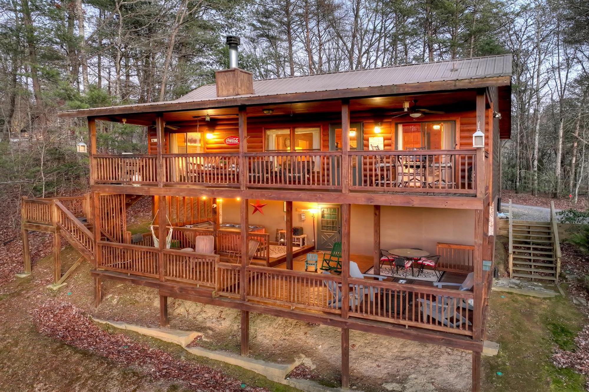 Talking Leaves Hot Tub Firepit And Comfy King Beds Ellijay Exterior foto
