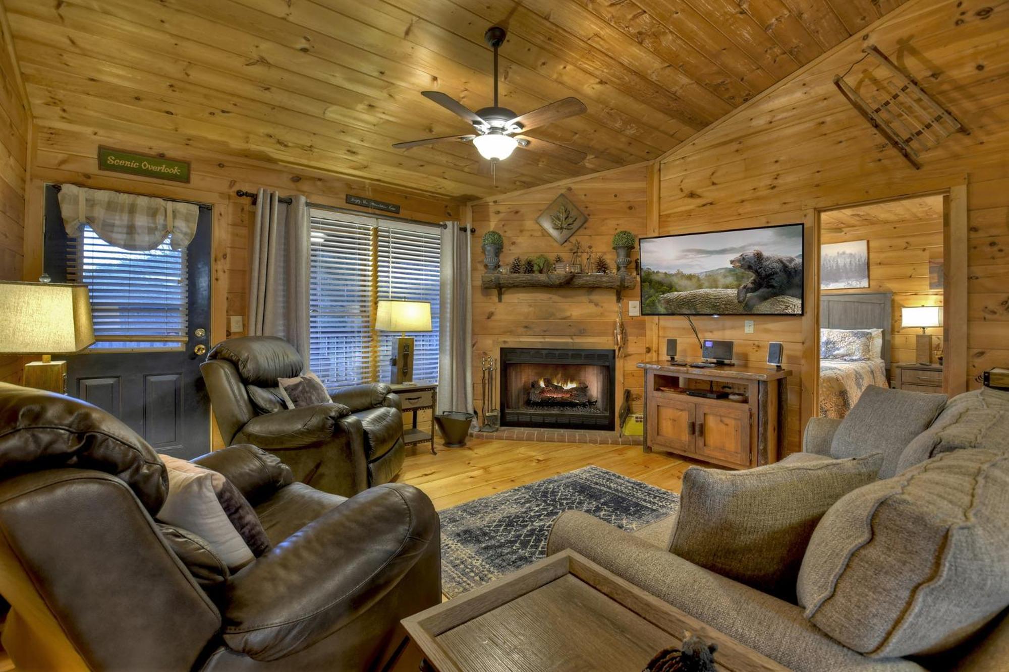 Talking Leaves Hot Tub Firepit And Comfy King Beds Ellijay Exterior foto